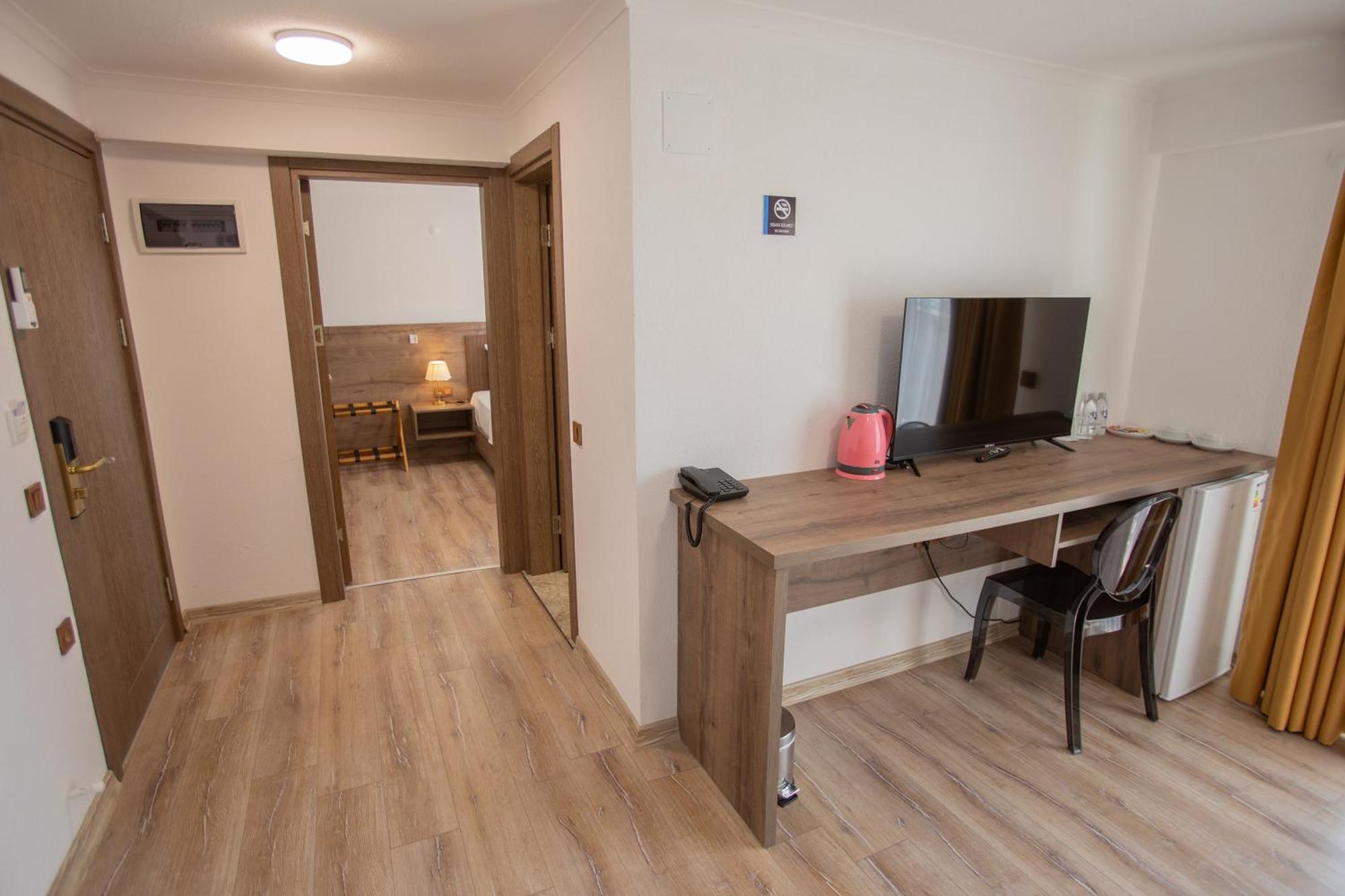 E87 Highway Otel Ören Zewnętrze zdjęcie
