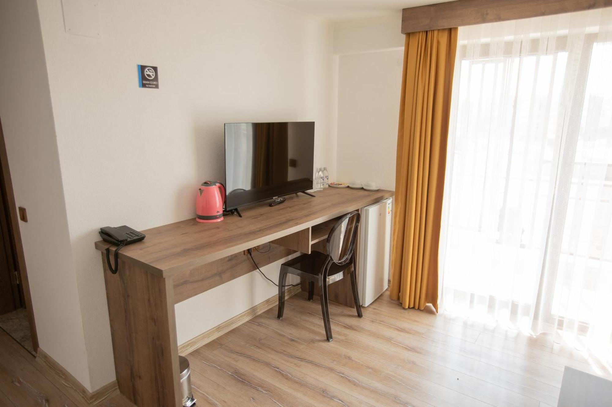 E87 Highway Otel Ören Zewnętrze zdjęcie