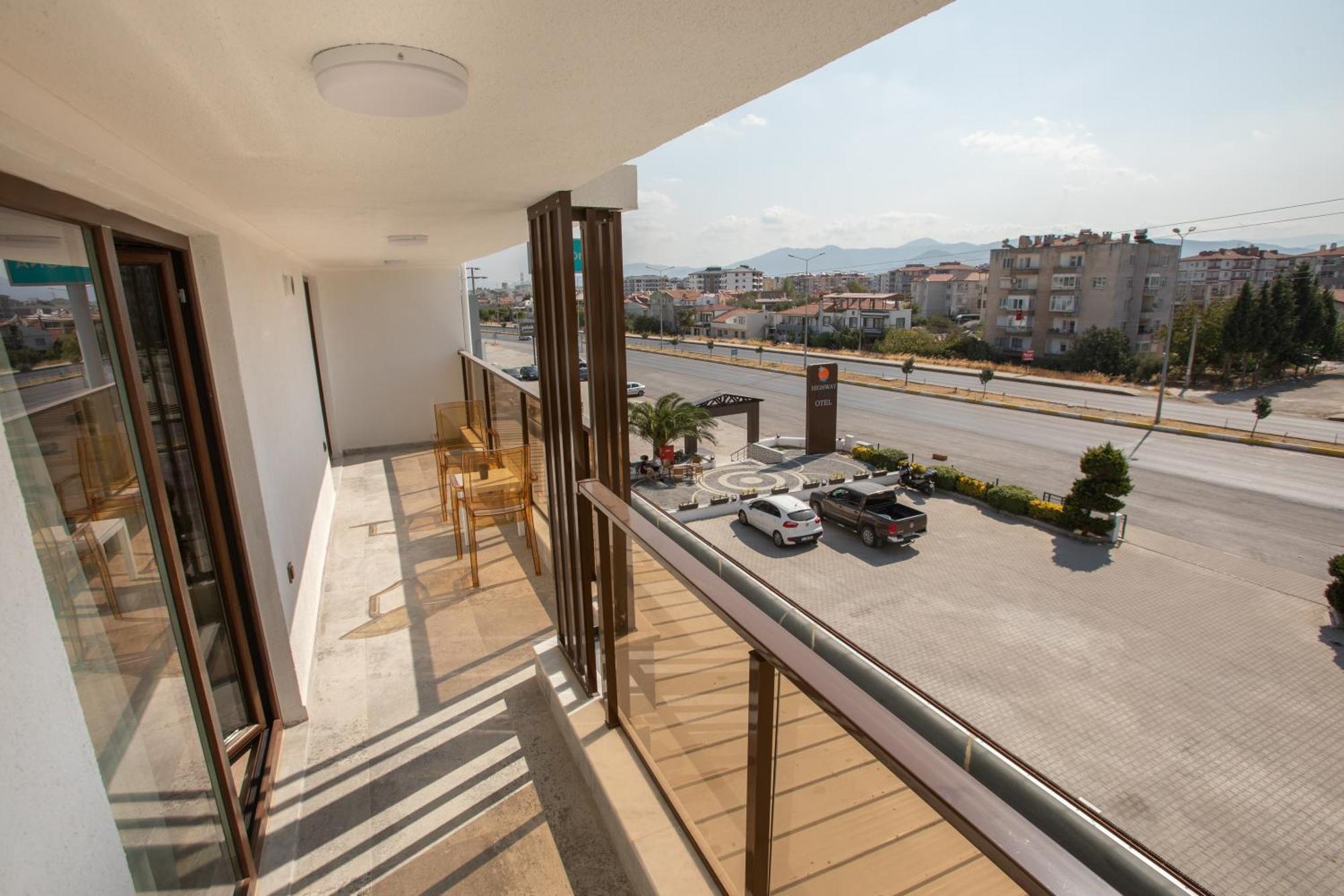 E87 Highway Otel Ören Zewnętrze zdjęcie